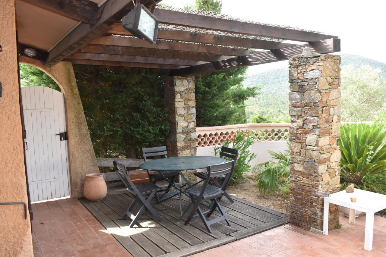 Petit mas au paradis avec piscine pour 6 personnes La Londe-les-Maures Extérieur photo