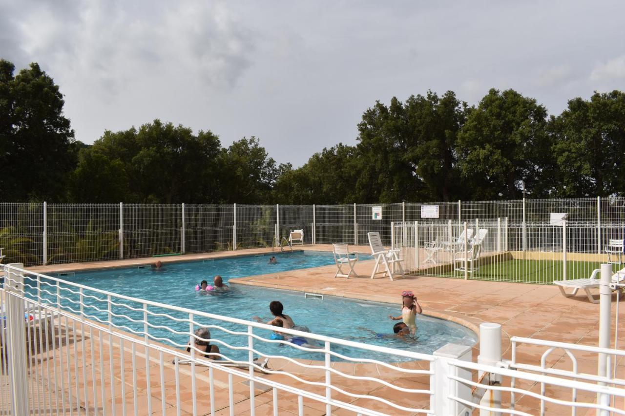 Petit mas au paradis avec piscine pour 6 personnes La Londe-les-Maures Extérieur photo
